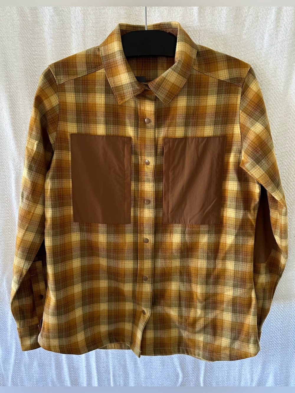 NWT Simms women’s Guide Flannel size Medium
